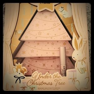 Too Faced Under the Christmas Tree